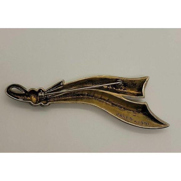 Vintage signed "Jaded 1991" tassel style gold tone w/ patina brooch pin - Picture 2 of 5